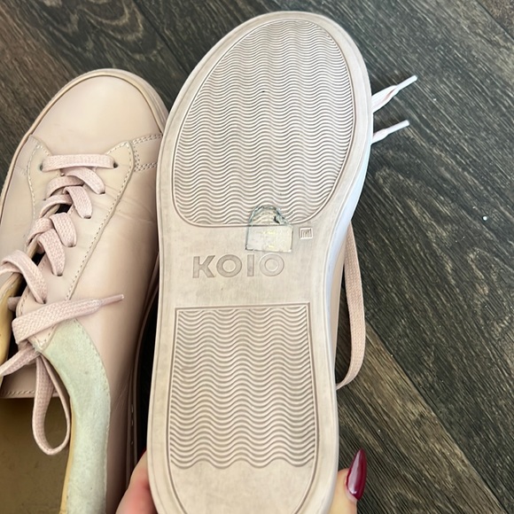 Koio Capri Sneaker - Picture 7 of 7